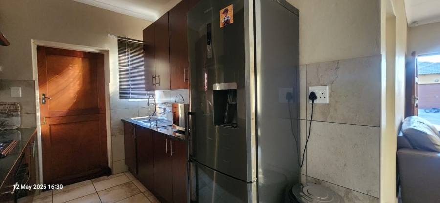 3 Bedroom Property for Sale in Waterval East North West